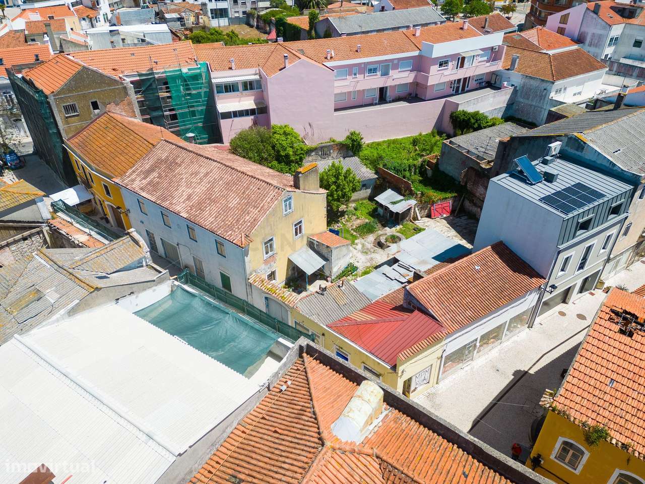 Edifício Espaçoso em Marinha Grande - Oportunidade Única! - Grande imagem: 4/19