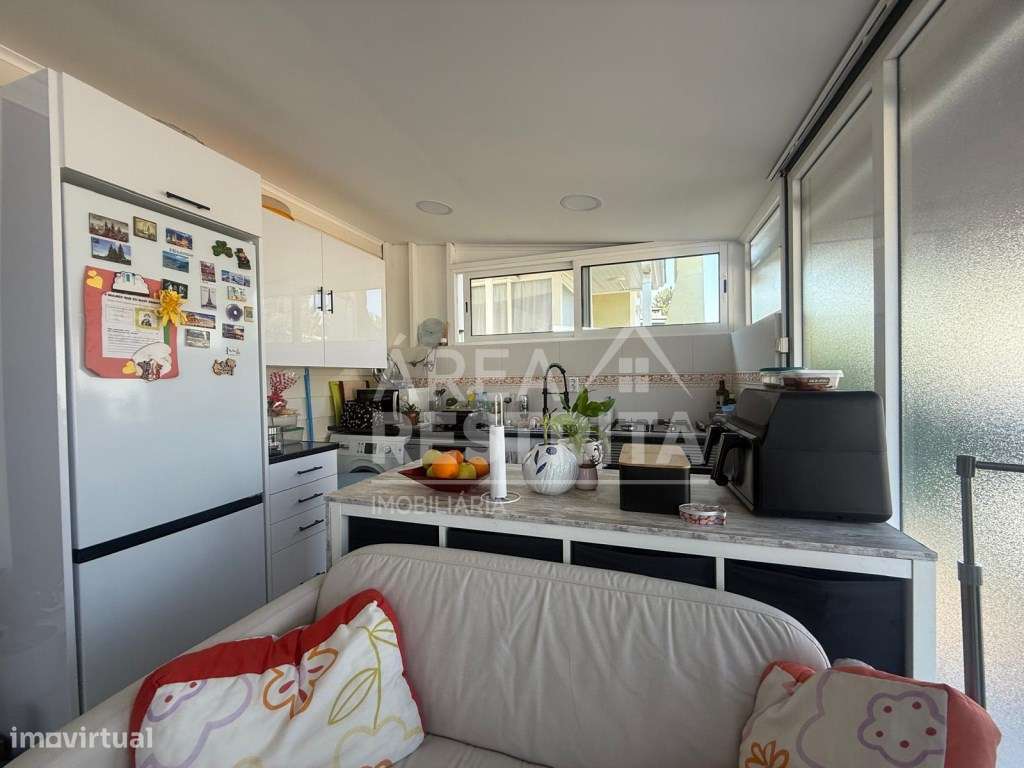 Moradia T2 pré Fabricada em Fernao Ferro no Parque Verde - Grande imagem: 2/26