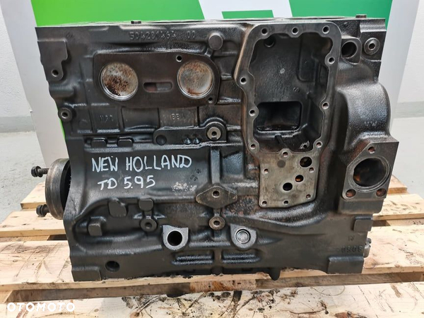 New Holland TD 5.95 Silnik F4CE9487N - 4