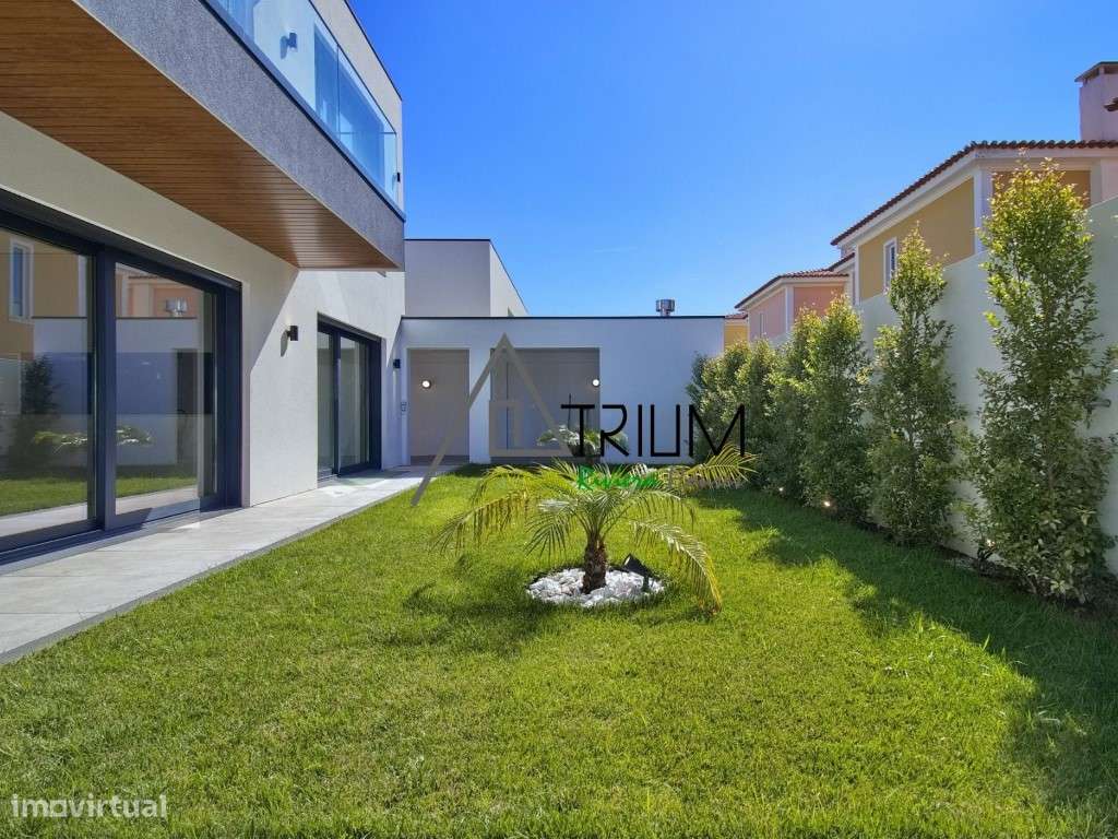 Moradia Contemporânea de Luxo com Piscina Aquecida, Jardim e Cave M...-7