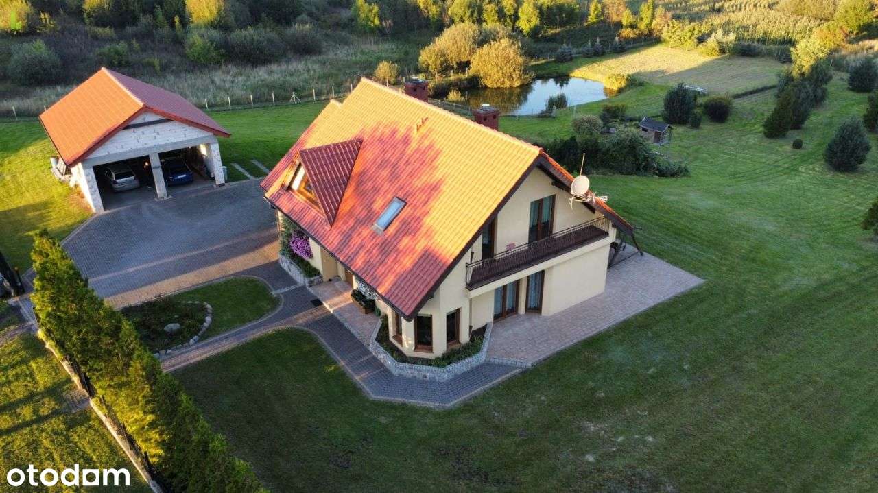 Kawał fajnej chaty ze stawem w Świątkach-14