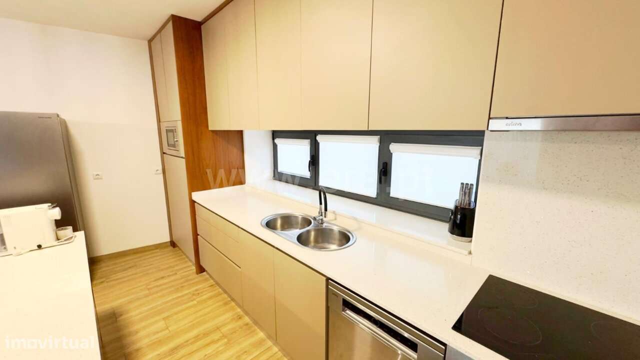 Moradia T3 / Marco de Canaveses, Alpendorada, Várzea e Torrão-8