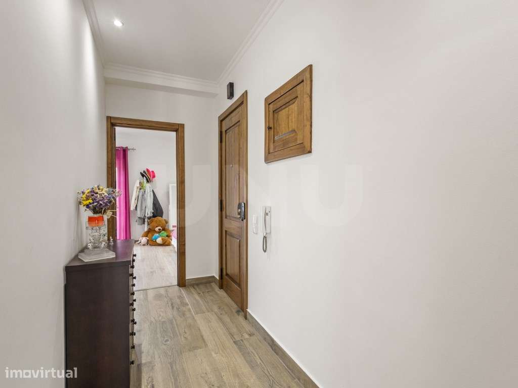 Apartamento T3 remodelado para venda no Sobral de Monte Agraço-7