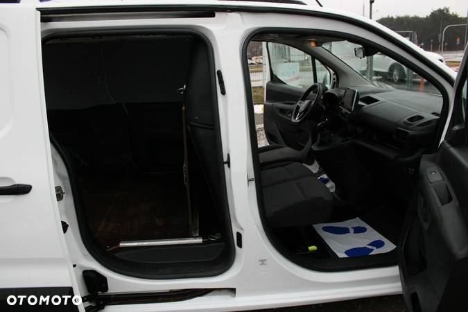 Opel Combo - 29