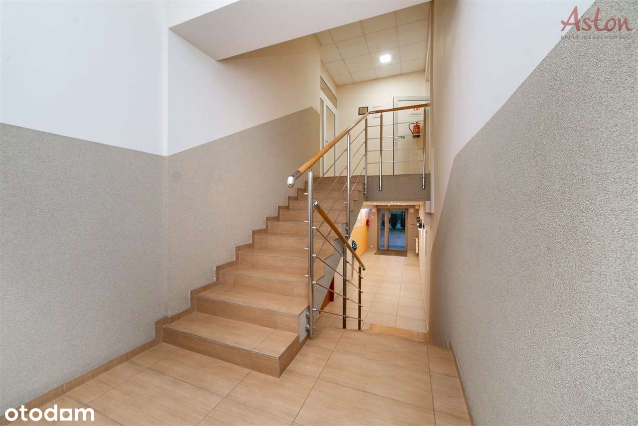 Budynek w Tychach - duży parking - Pełny obrazek: 5/17