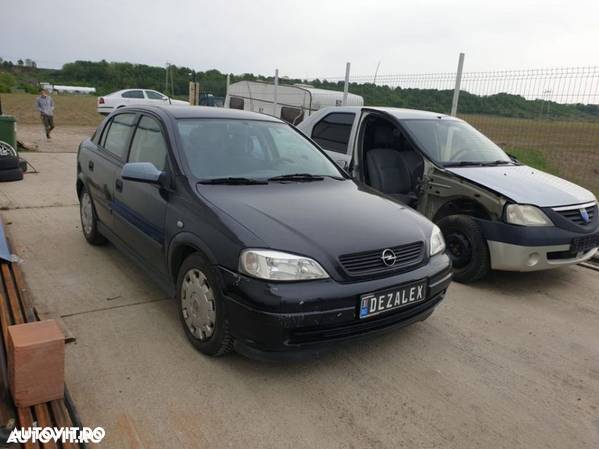 Dezmembrari Opel Astra G 1.6 benzina 8 valve Piese Opel Astra G 1.6 8v - 1