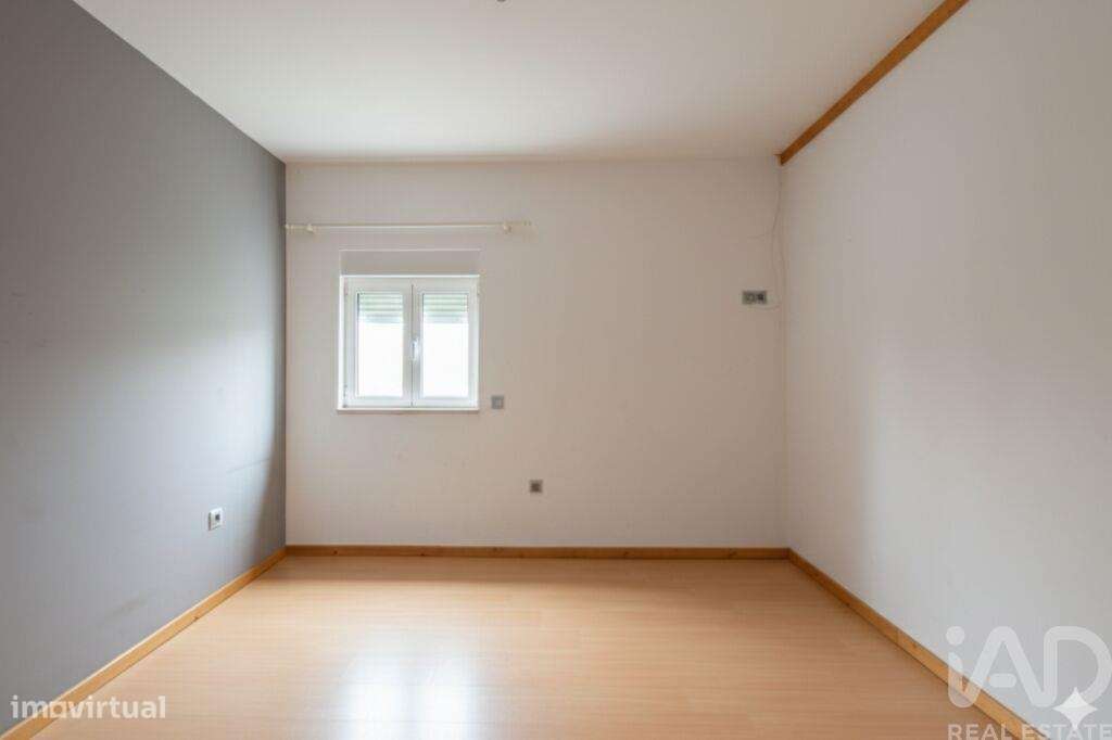 Moradia isolada T6 em Maceira de 193,4 m2 - Grande imagem: 2/21