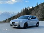 Alfa Romeo Giulietta 2.0 JTDM Distinctive - 11