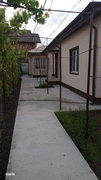 Vand casa plus teren Tecuci - Imagine principală: 4/4