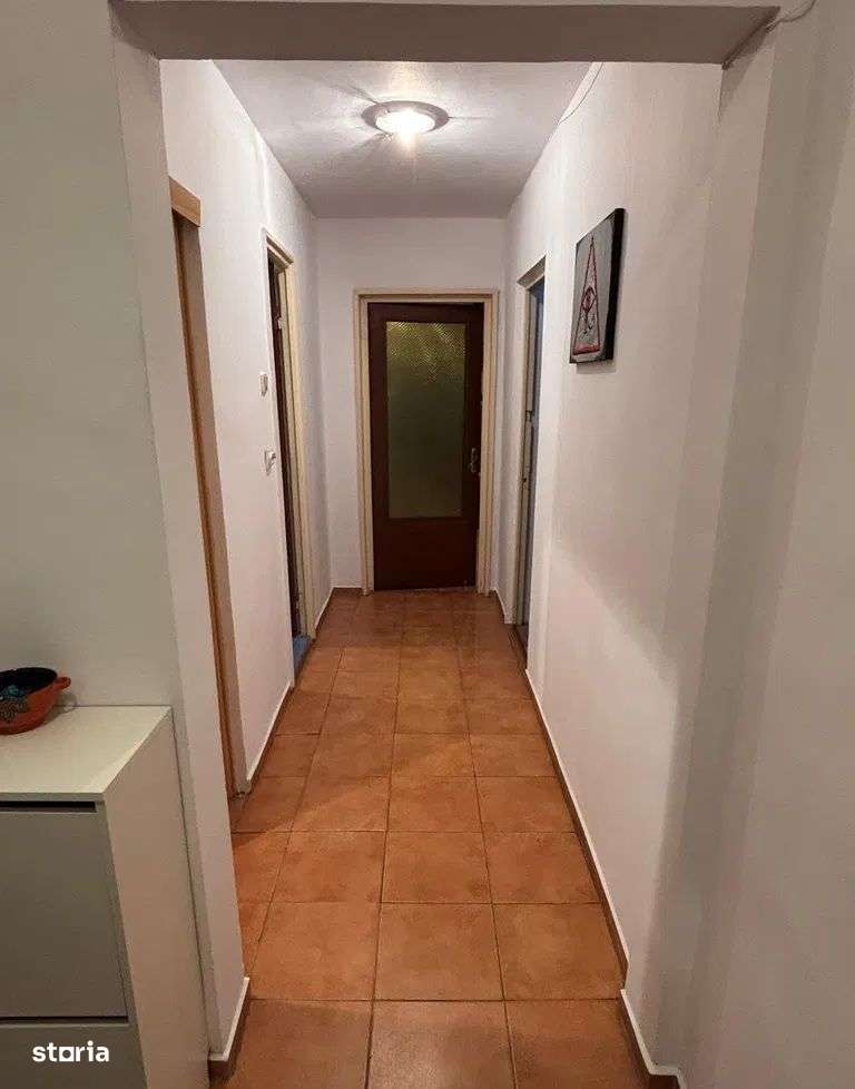 APARTAMENT 2 CAMERE DECOMANDAT BLOC 1980 METROU GORJULUI-2
