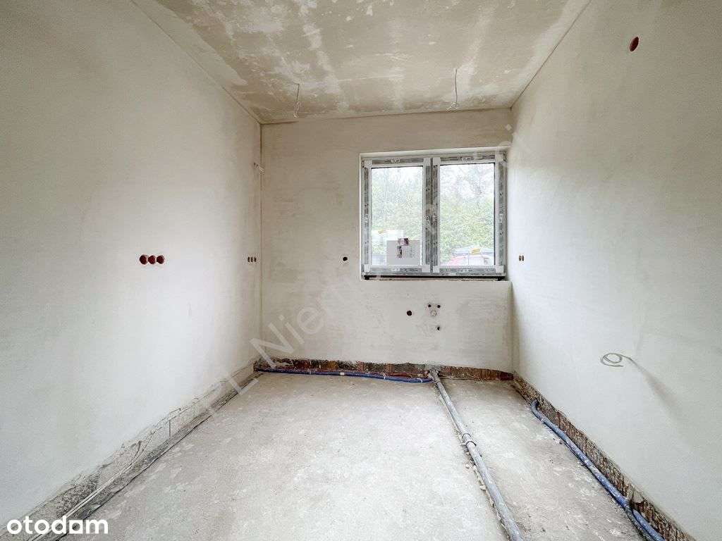 Zaledwie 1 km od szkoły w Adamowiźnie !-12