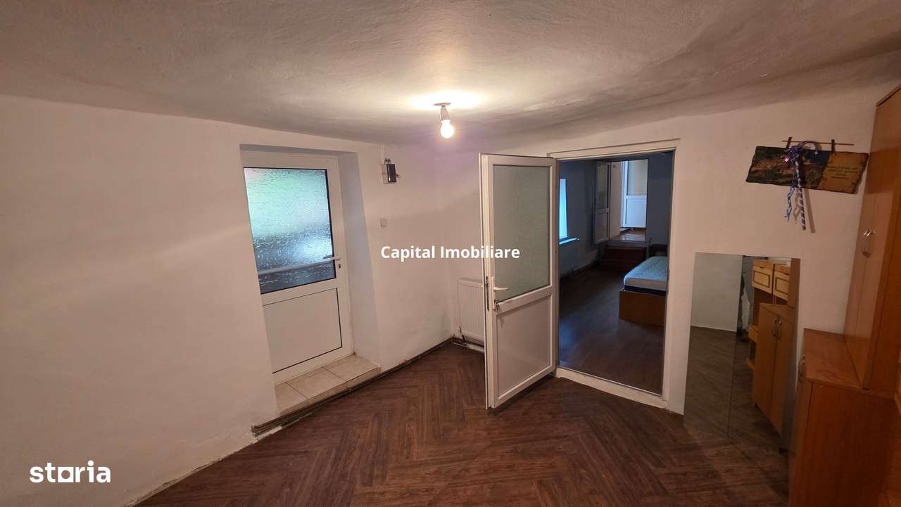 Casă + spațiu comercial la stradal, teren – 459 mp - Imagine principală: 1/5