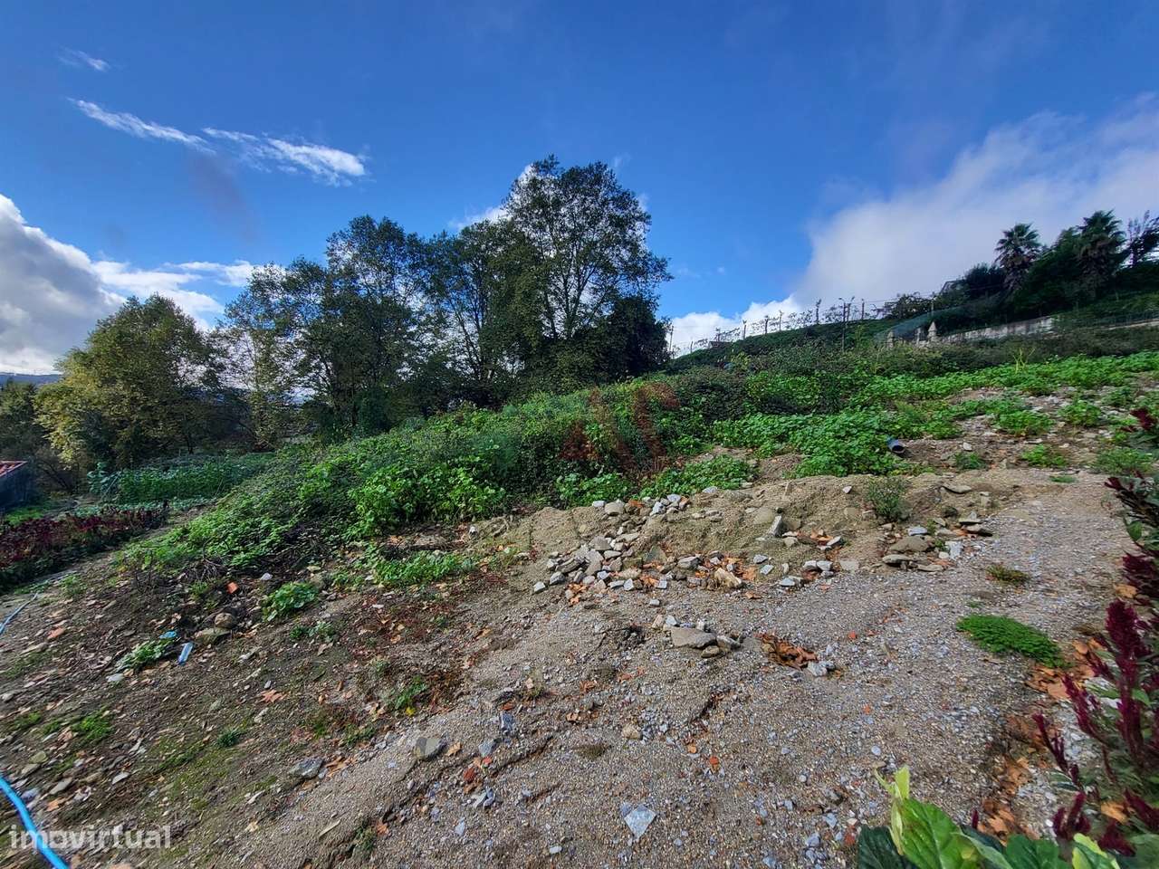 Terreno para construção com 2.850 m² em Lagares, Felgueiras - Grande imagem: 4/6