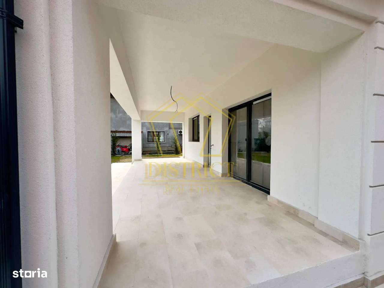 Casa superba cu 5 camere si garaj | Dumbravita - Imagine principală: 3/14