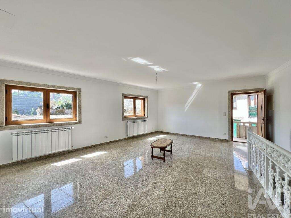 Casa T1 em Sernancelhe e Sarzeda de 121,00 m2 - Grande imagem: 5/21