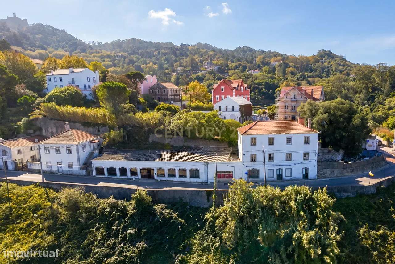 Hotel de 4 Estrelas com Projeto Aprovado e Mobilidade Única na Vila de-10