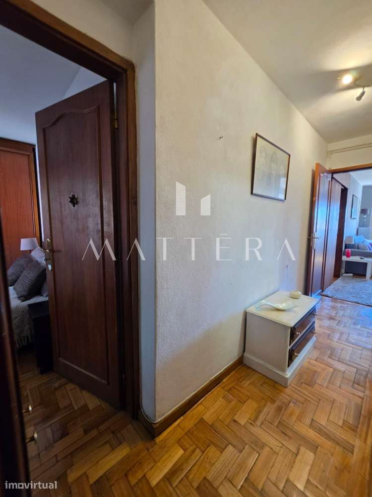 Apartamento T2 com boa exposição solar em Ramalde – Porto-12