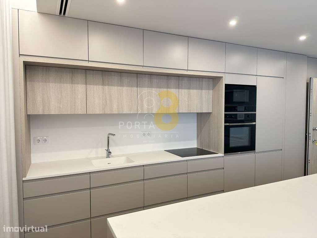 Apartamento T4 Duplex mobilado e equipado- Gaia - Grande imagem: 5/26