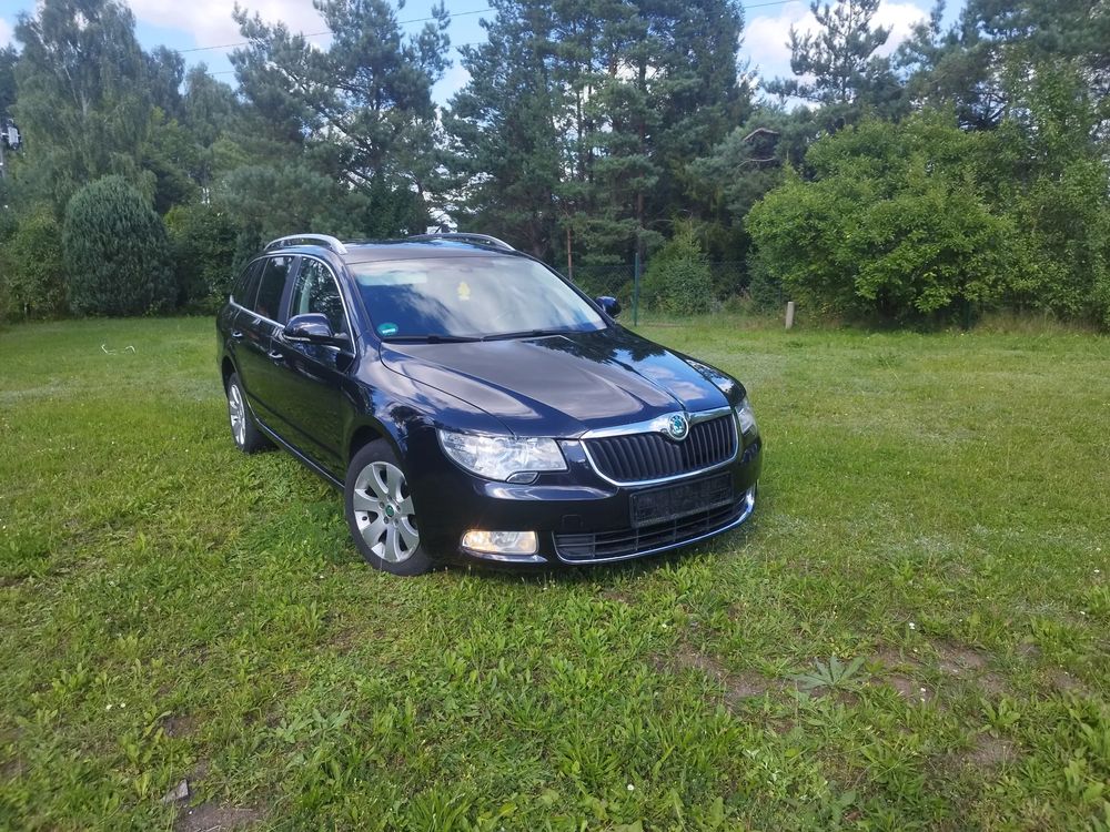 Skoda Superb II (2008-2018) 2.0 TDI Elegance 2011