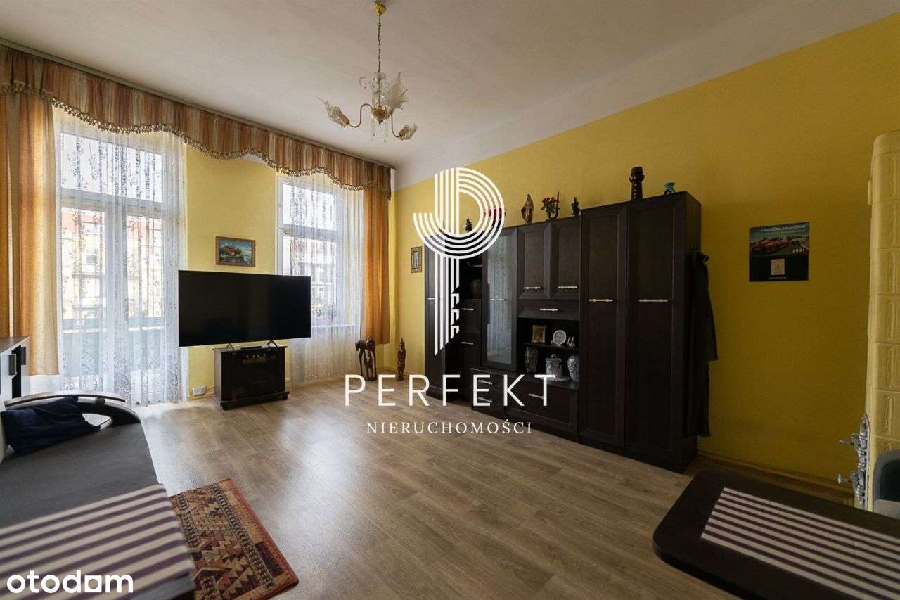 3 pokoje w odrestaurowanej kamienicy-0