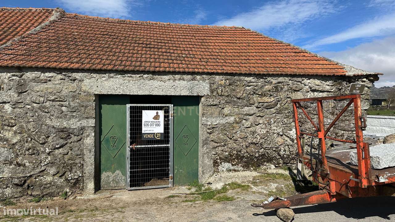 Terreno com Ruina em Pitão das Junias, zona do geres-37