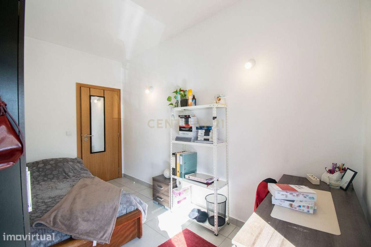 Excelente oportunidade de investimento em São Martinho do Bispo – Quin-9