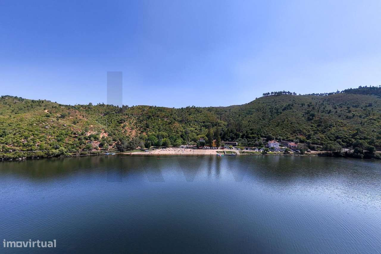 Ruína para Renovação com Projeto A/B, Lote 250 m2, 90 m2 + Anexo 30 m2 - Grande imagem: 4/14