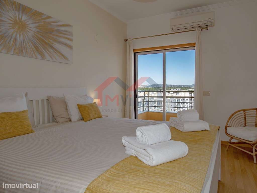 Apartamento T4 dúplex com vista mar, piscina e garagem, perto da pr...-17