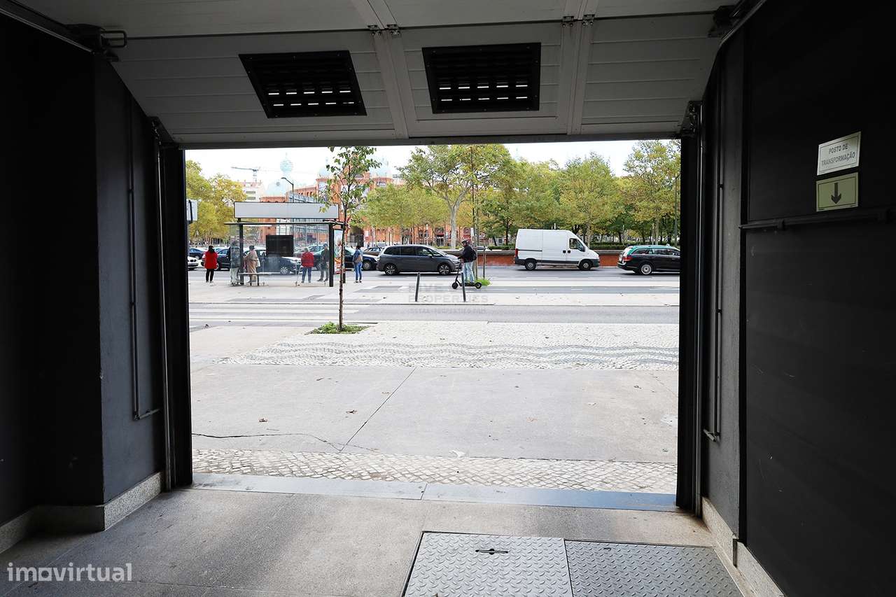 T2 de Luxo - Lisboa - Avenidas Novas - Campo Pequeno-32