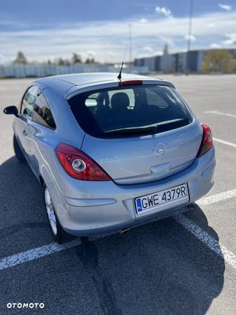 Opel Corsa 1.2 16V Enjoy - 2