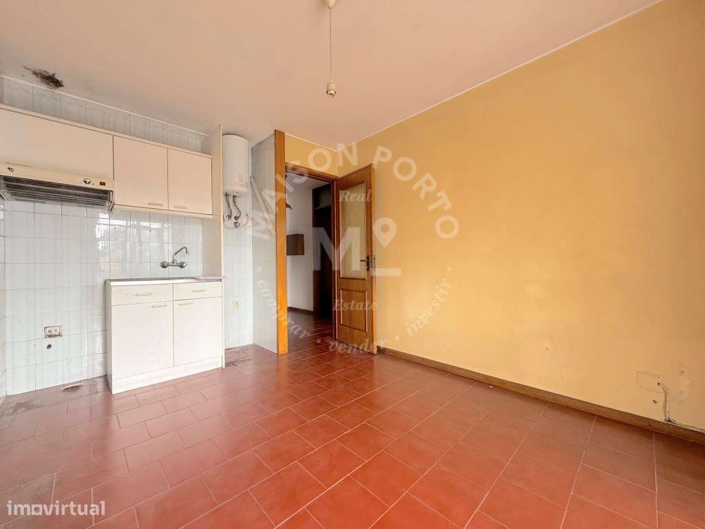 Apartamento T1+ 1 para Renovar no Campo Alegre, Porto - Grande imagem: 5/24