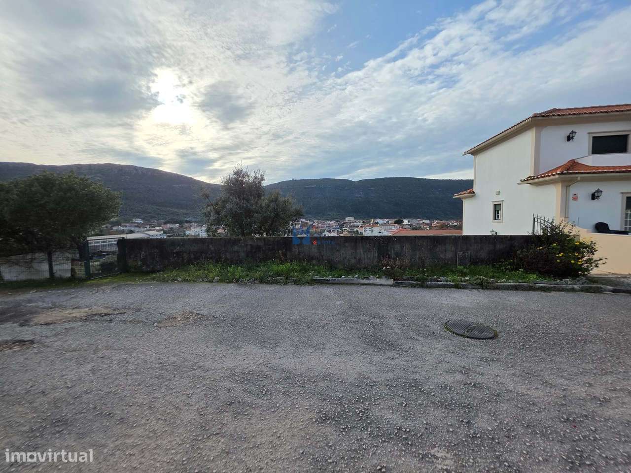 Lotes de terreno em Minde-18