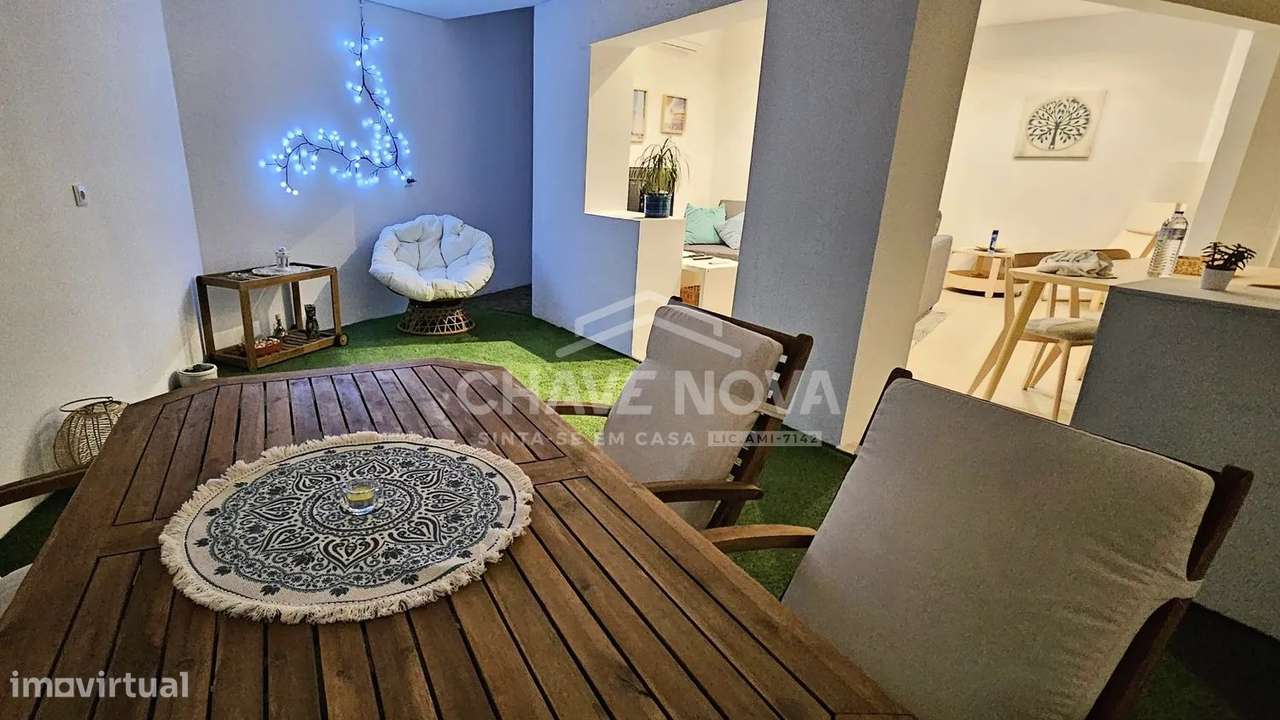 Apartamento T2 na Primeira Linha de Mar em Lavra totalmente Mobilado - Grande imagem: 3/22