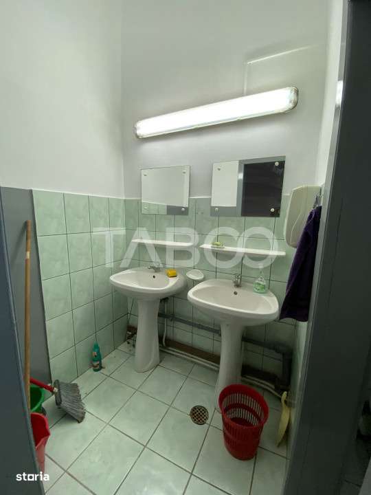 Spatiu comercial de inchiriat ideal pentru afacere zona V. Aaron Sibiu - Imagine principală: 5/5