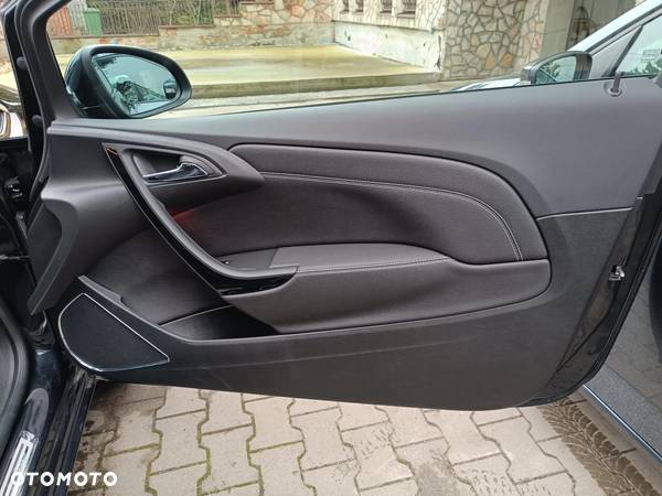 Opel Astra IV GTC 1.6 CDTI Sport S&S - 10