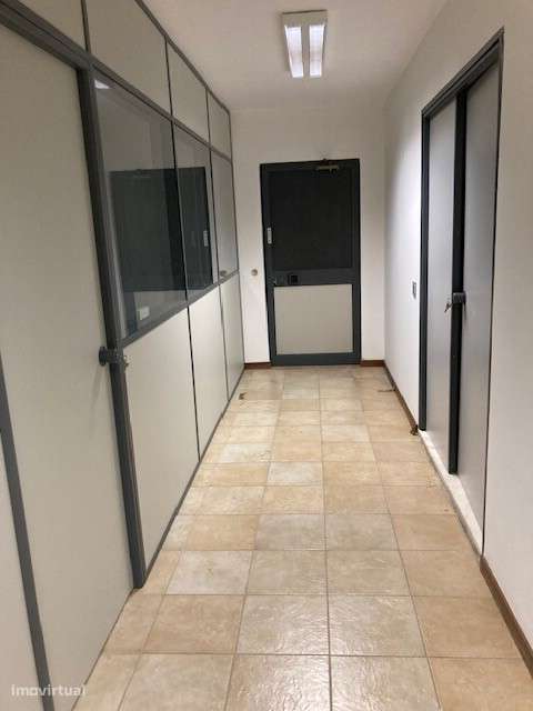 Armazém para venda em Muge - Salvaterra de Magos - Grande imagem: 5/12