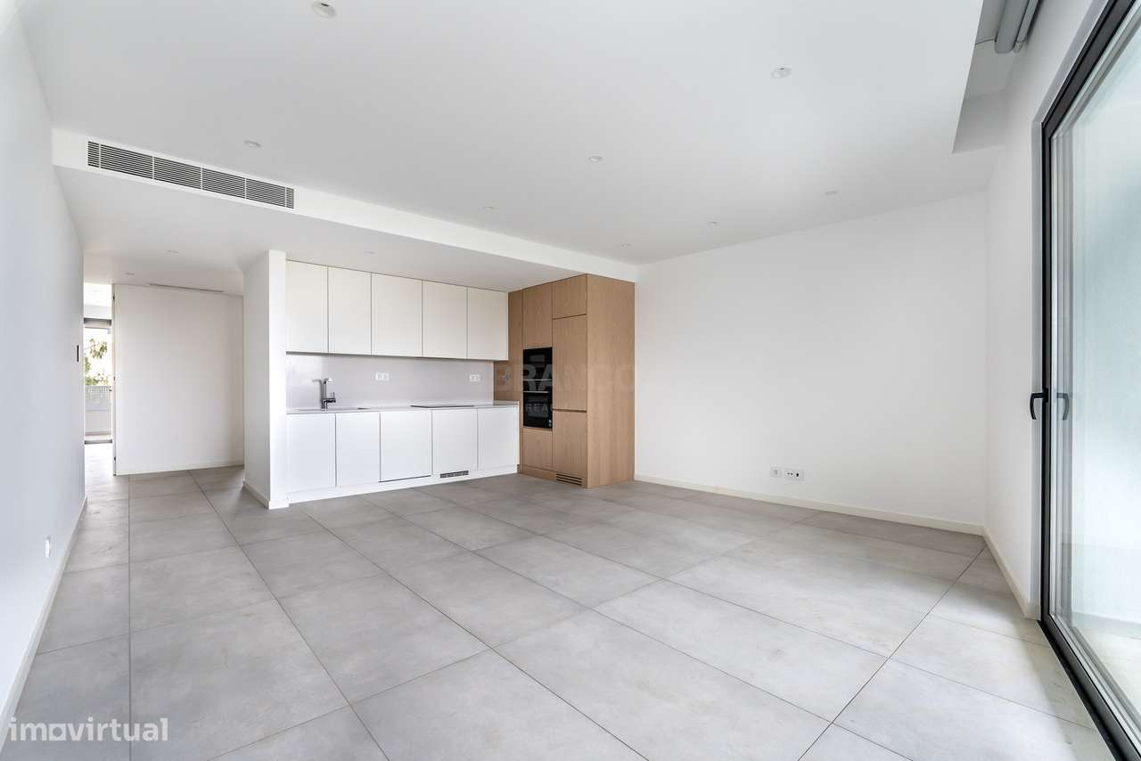Apartamento T2 de Luxo no The Leaf — a 200 m da Praia do Porto de Mós,-16