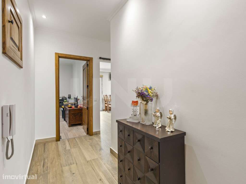 Apartamento T3 remodelado para venda no Sobral de Monte Agraço-21