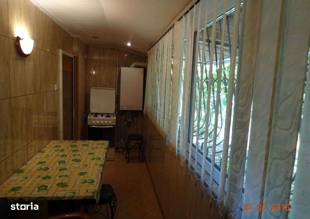 Apartament cu 2 camere de închiriat în zona Tineretului - Imagine principală: 3/5