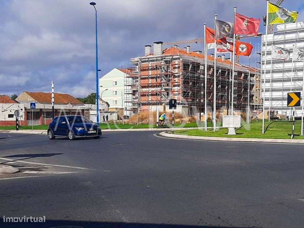 Terreno e Construção de Charme no Montijo, Prontos para Projeto Ino...-9