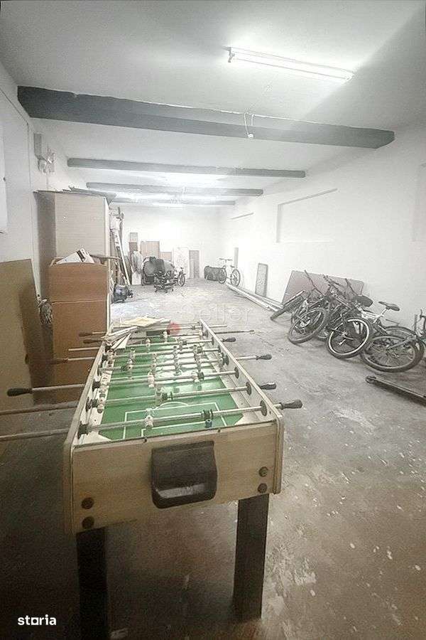 Spatiu depozitare - Imagine principală: 4/8