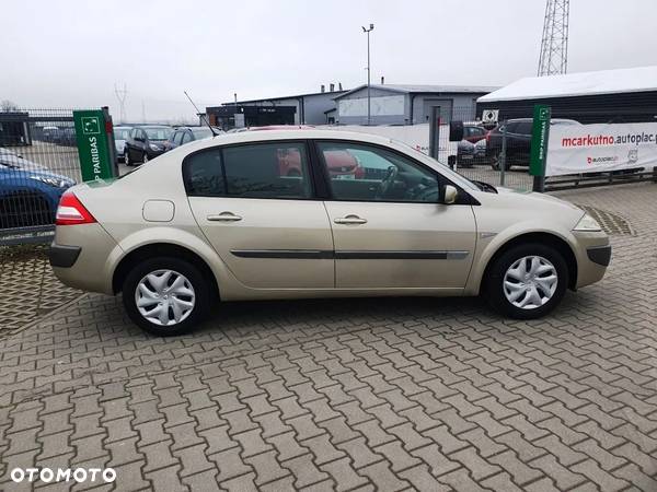 Renault Megane II 1.6 16V Confort Dynamique - 5