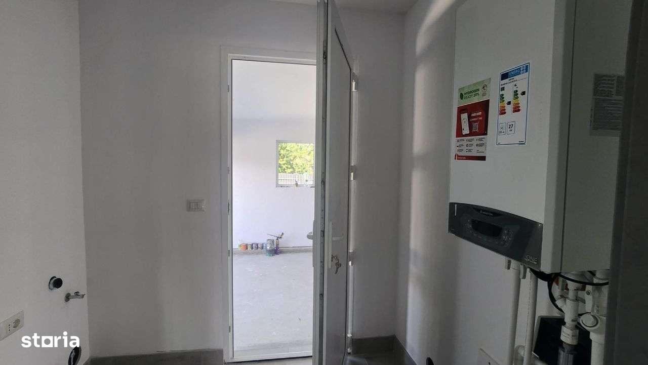 Vila Noua cu 4 dormitoare in Fantanele-18