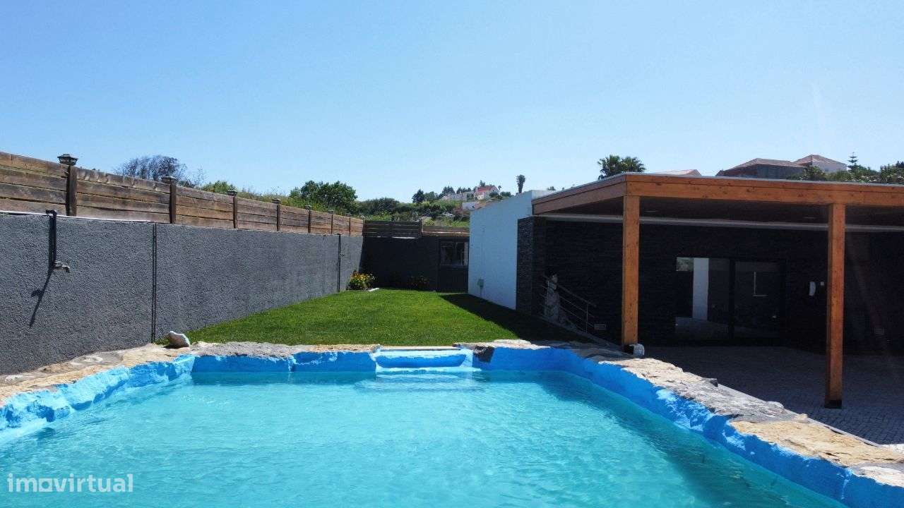 Magnífica Moradia V3 térrea com Piscina - Sobral Lourinhã-6