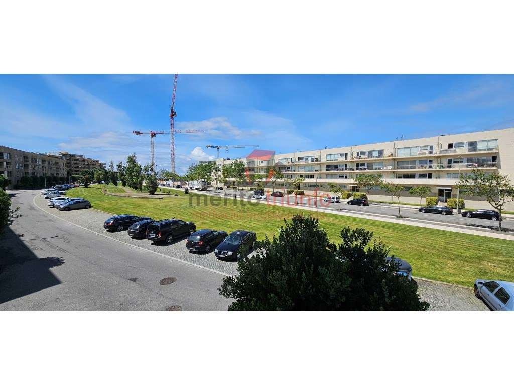 *Oferta de Escritura e Registo - Apartamento T4 de LUXO junto à Pra...-51