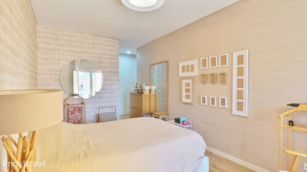Apartamento T3 com suite e lugar de parqueamento e Box fechada- Quinta-25