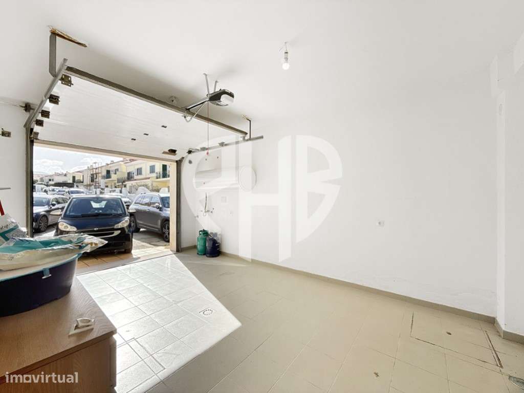 Moradia Geminada T4 // Condominio - Aldeia de Irmãos / Azeitão-53