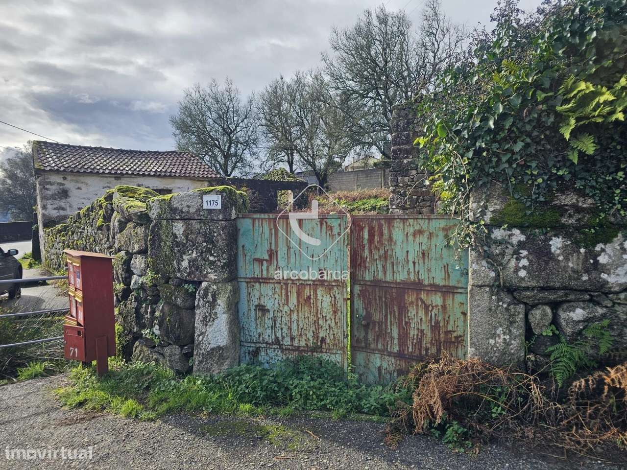 Propriedade para restauro - Loureda - Arcos de Valdevez - Grande imagem: 4/39