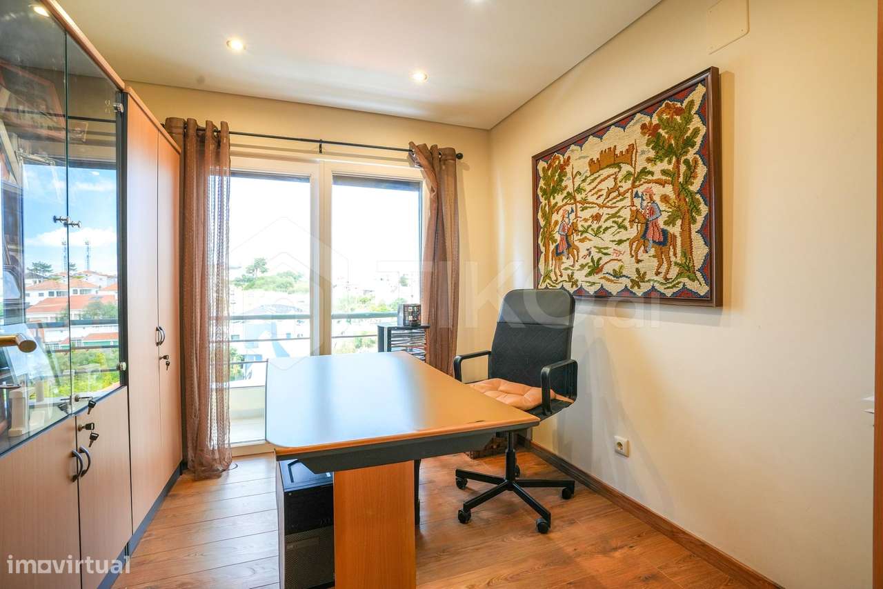 MORADIA T3 COM PISCINA, CONSTRUÇÃO ANTISSÍSMICA, ISOLAMENTO PREMIUM E-27