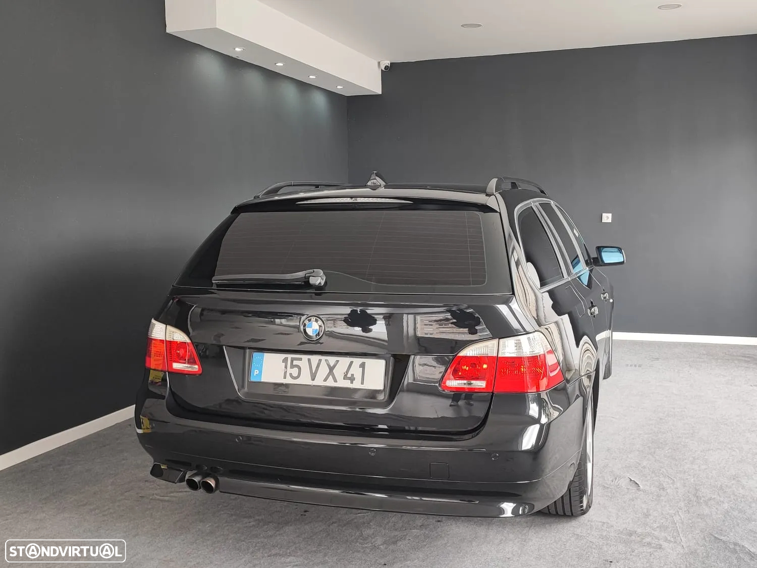 BMW 525 d Touring - 11